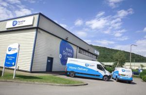 Transline Logistics is rolling out a 3G 
vehicle camera solution across its 
van 
fleet